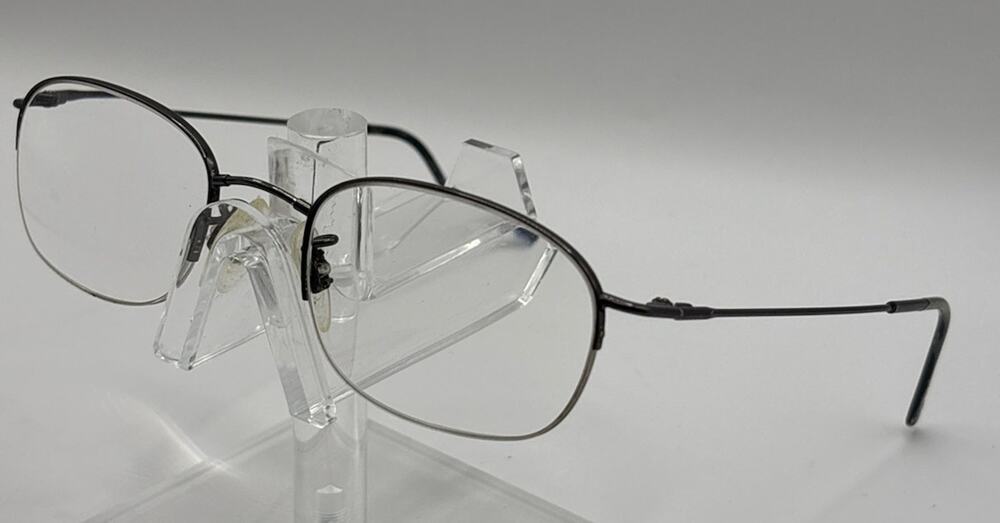 Marchon Autoflex 69 Flexon Gunmetal Round Eyeglass Frames 47-19 140